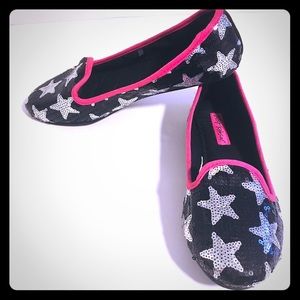 Betsy Johnson Sequin Star Flats Sz 6-7 Black/Pink